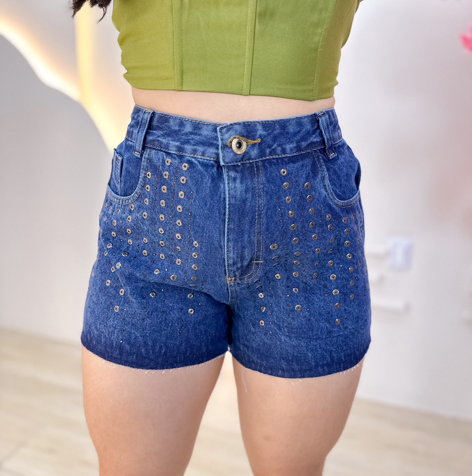 SHORT JEANS COM PEDRARIA 001